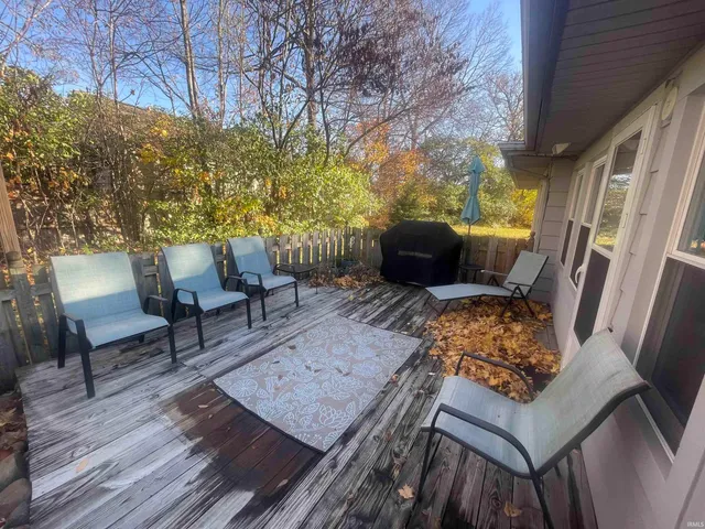 $299,900 | 320 West Roselawn Drive, Logansport, IN 46947