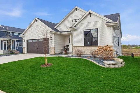 $627,000 | 6071 Shooting Star Court, McFarland, WI 53558