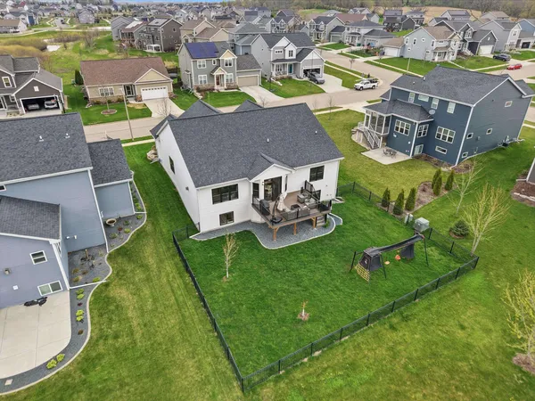 $627,000 | 6071 Shooting Star Court, McFarland, WI 53558