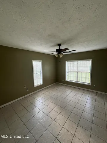 $204,900 | 816 Chulahoma Road, Holly Springs, MS 38635