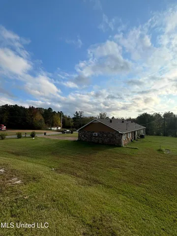 $204,900 | 816 Chulahoma Road, Holly Springs, MS 38635