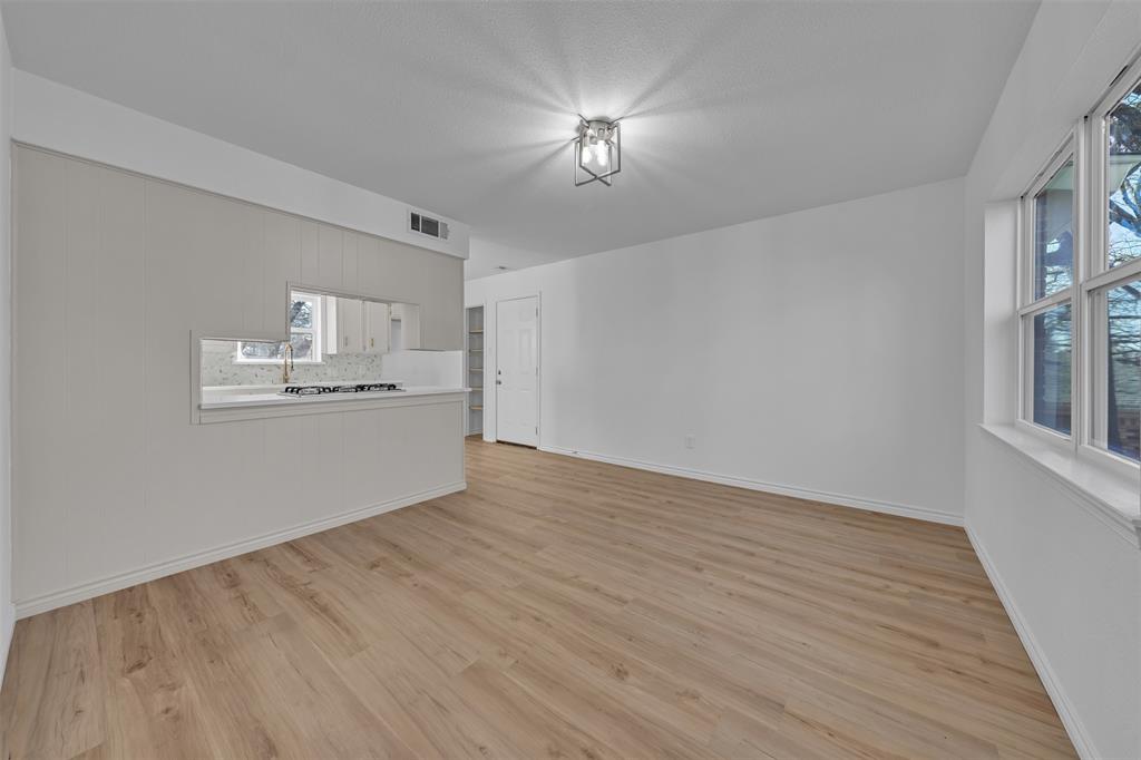 857 Timberhill Drive Hurst, TX 76053 - Photo 11 of 40