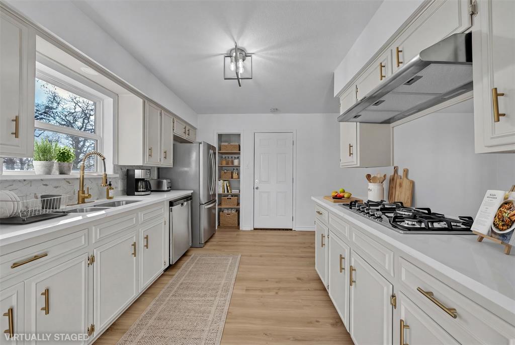 857 Timberhill Drive Hurst, TX 76053 - Photo 16 of 40