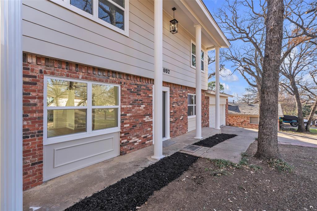 857 Timberhill Drive Hurst, TX 76053 - Photo 5 of 40