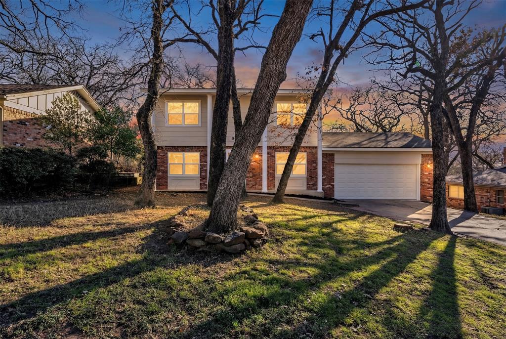 857 Timberhill Drive Hurst, TX 76053 - Photo 6 of 40