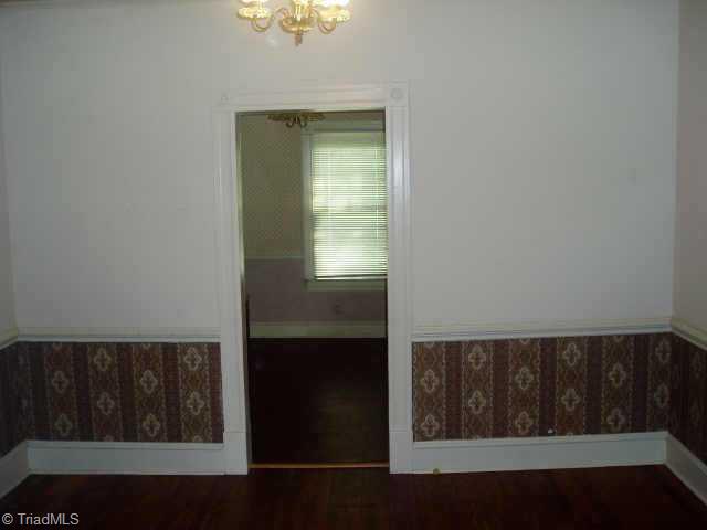 511 Ray High Point High Point, NC 27262 - Photo 8 of 8 Other. dining room