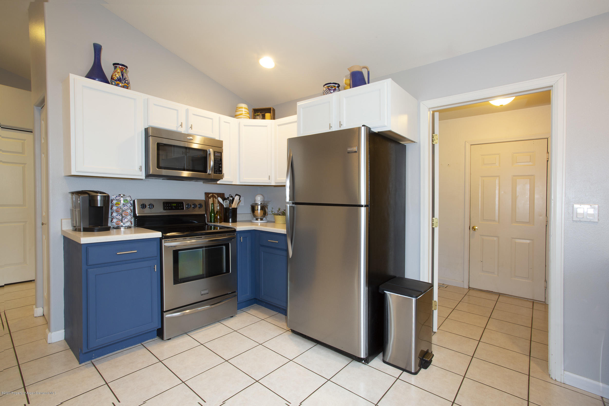 303 Buckthorn Road New Castle, CO 81647 - Photo 6 of 32 P76A5125 copy