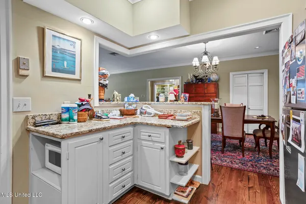$385,000 | 420 St Andrews Drive, Unit 24, Jackson, MS 39211