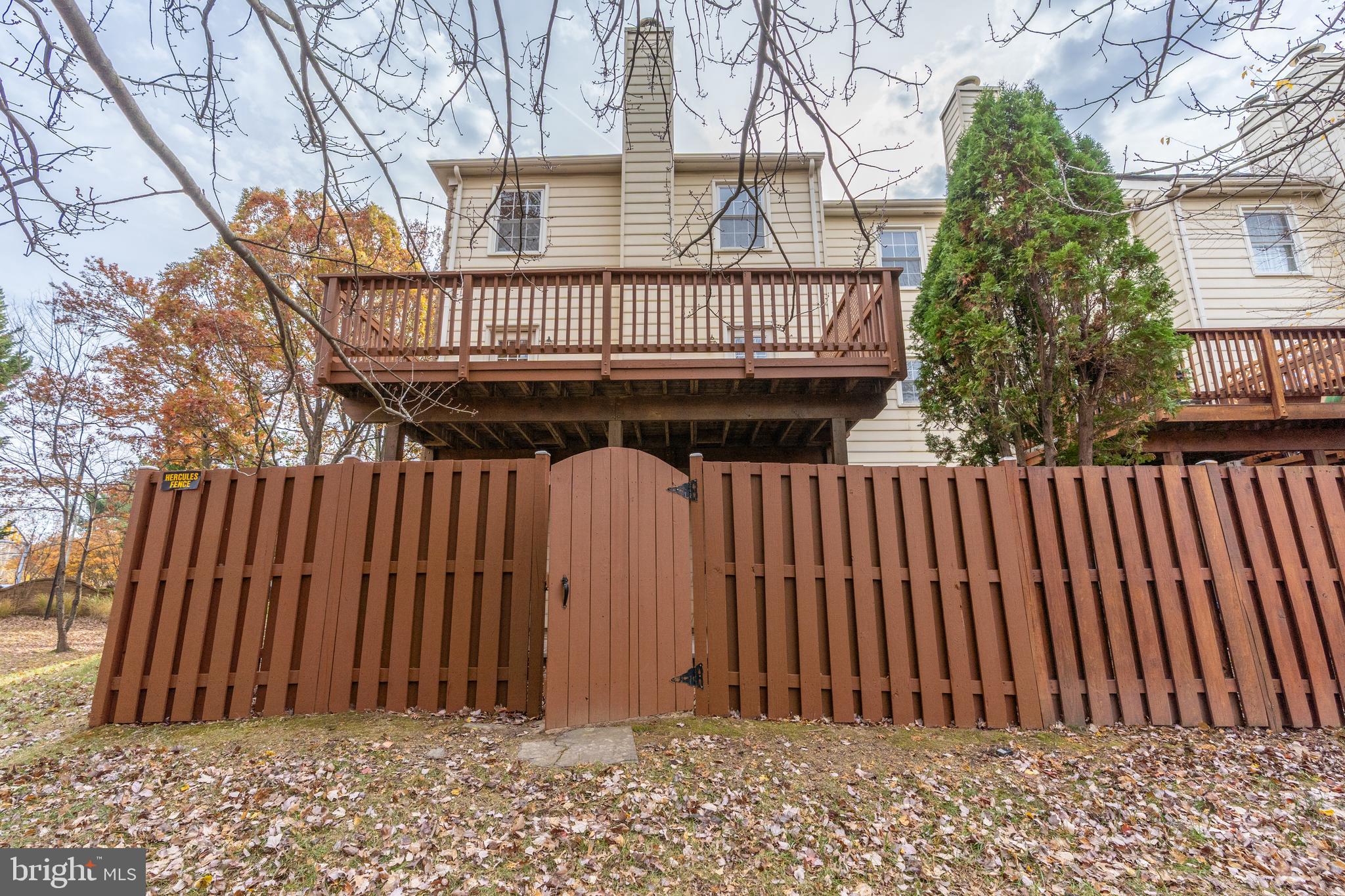 8010 Merry Oaks Lane Vienna, VA 22182 - Photo 32 of 33 a view of wooden house