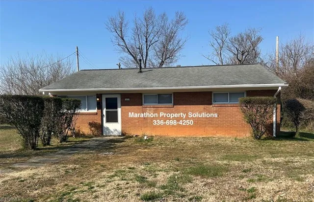 $1,100 | 1405 Cypress Street, Greensboro, NC 27405