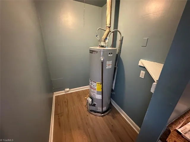 $1,100 | 1405 Cypress Street, Greensboro, NC 27405