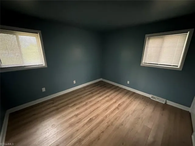 $1,100 | 1405 Cypress Street, Greensboro, NC 27405