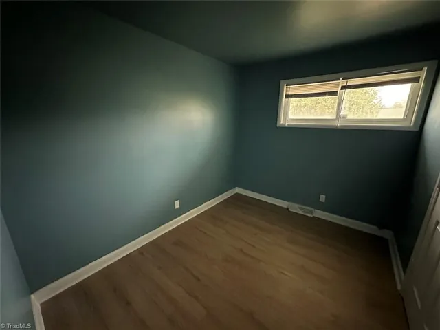 $1,100 | 1405 Cypress Street, Greensboro, NC 27405