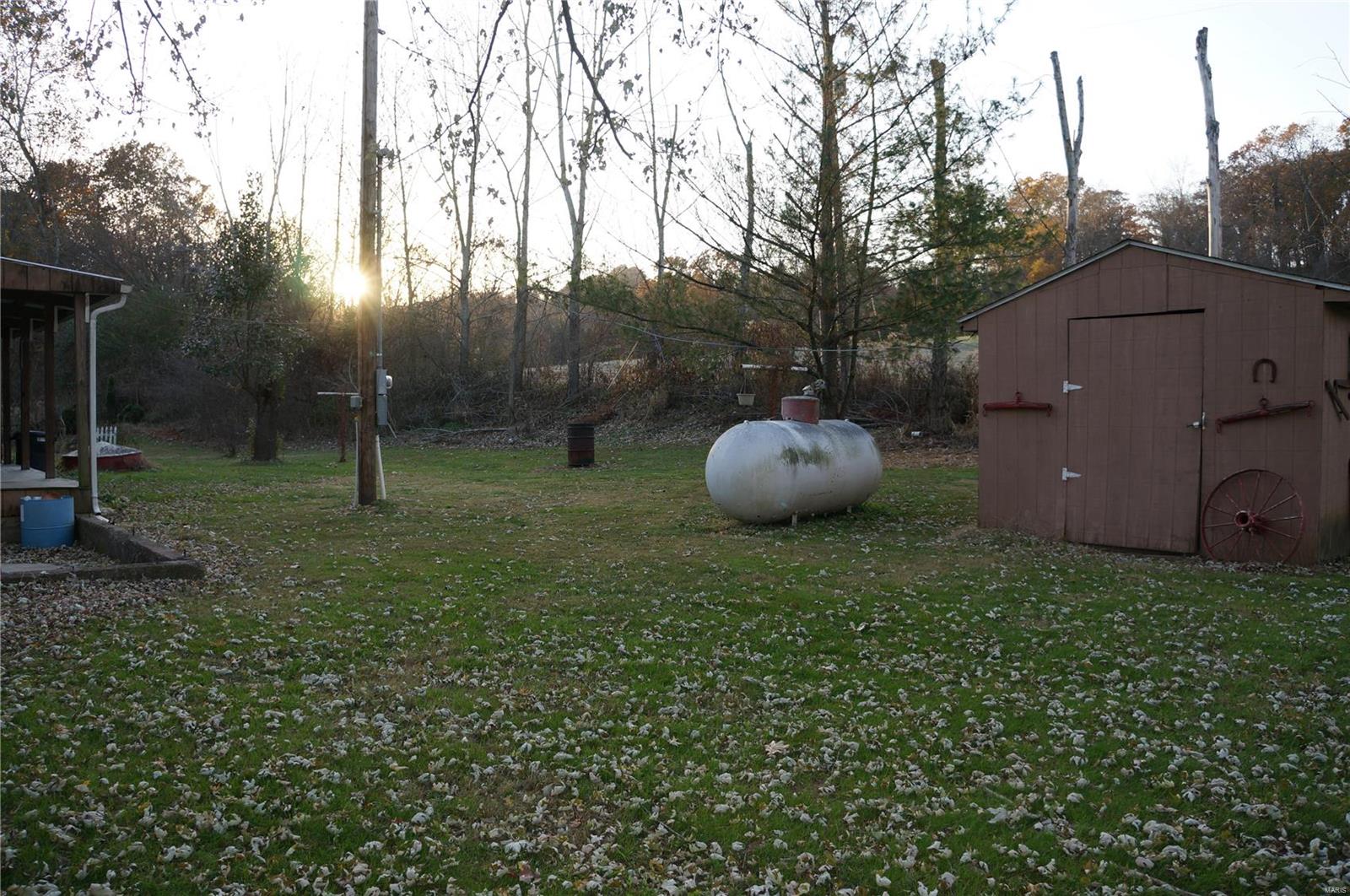 525 Stearns Hollow Road Nebo, IL 62355 - Photo 4 of 42 Gallery Image 4