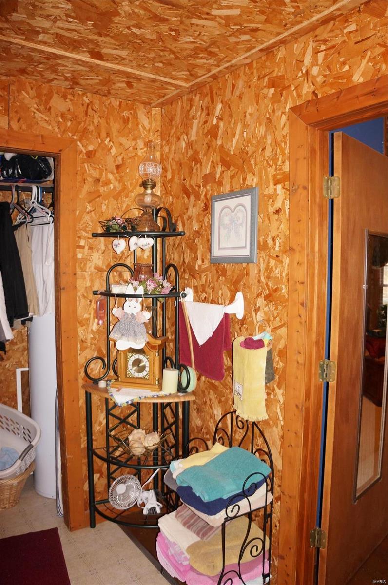 525 Stearns Hollow Road Nebo, IL 62355 - Photo 31 of 42 Gallery Image 31