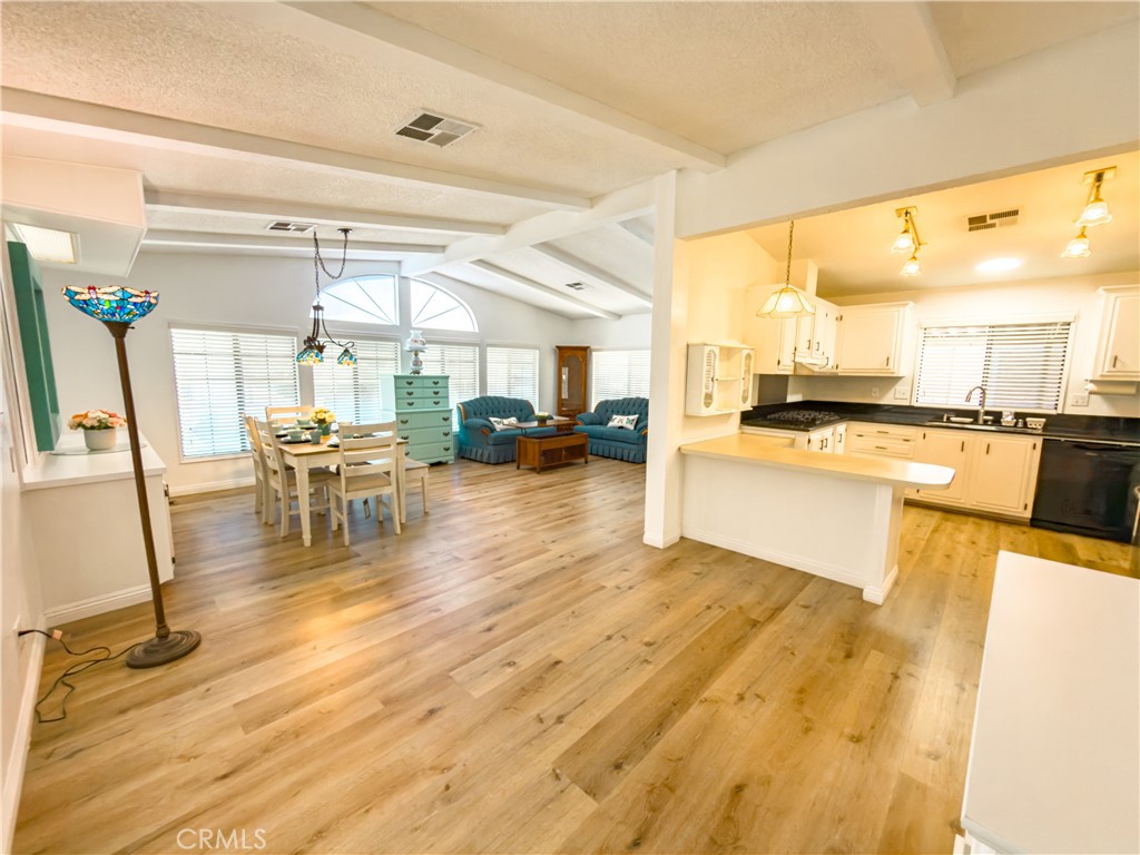 840 East Foothill Boulevard, Unit 203 Azusa, CA 91702 - Photo 14 of 45