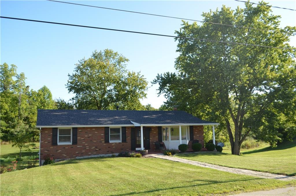 3438 Colonial Drive Springfield, OH 45504 - Photo 2 of 45