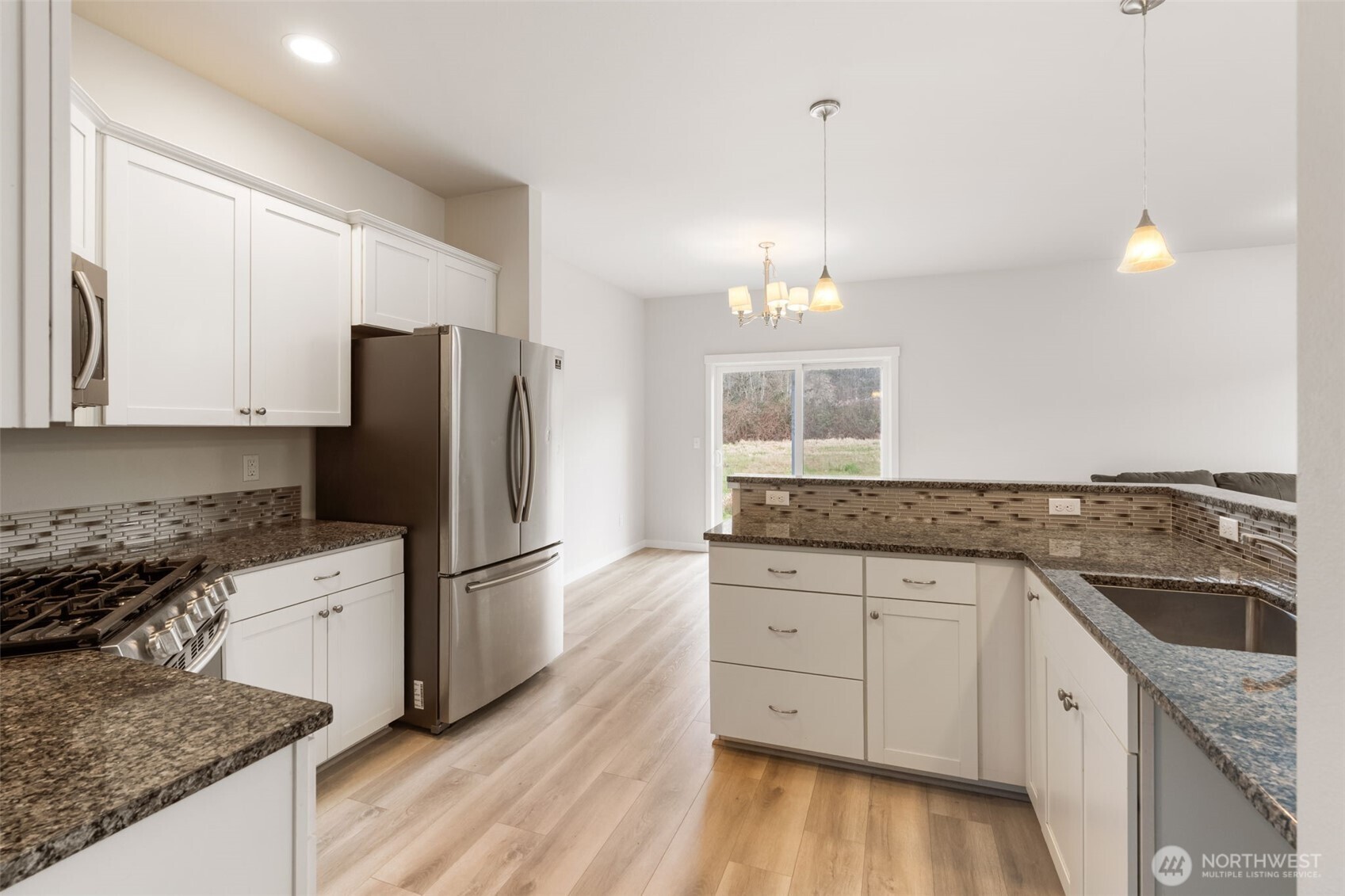 676 Southwest 20th Street, Unit A Chehalis, WA 98532 - Photo 14 of 32 Gallery Image 14