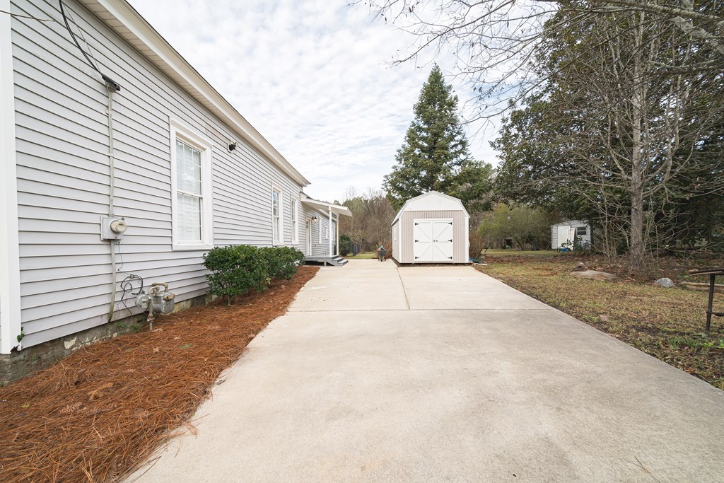 9101 Warm Springs Road Midland, GA 31820 - Photo 7 of 38 Gallery Image 7