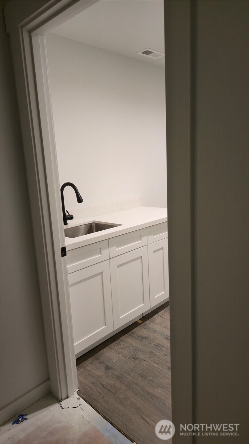 400 East McLane Cv Drive Grapeview, WA 98546 - Photo 10 of 29