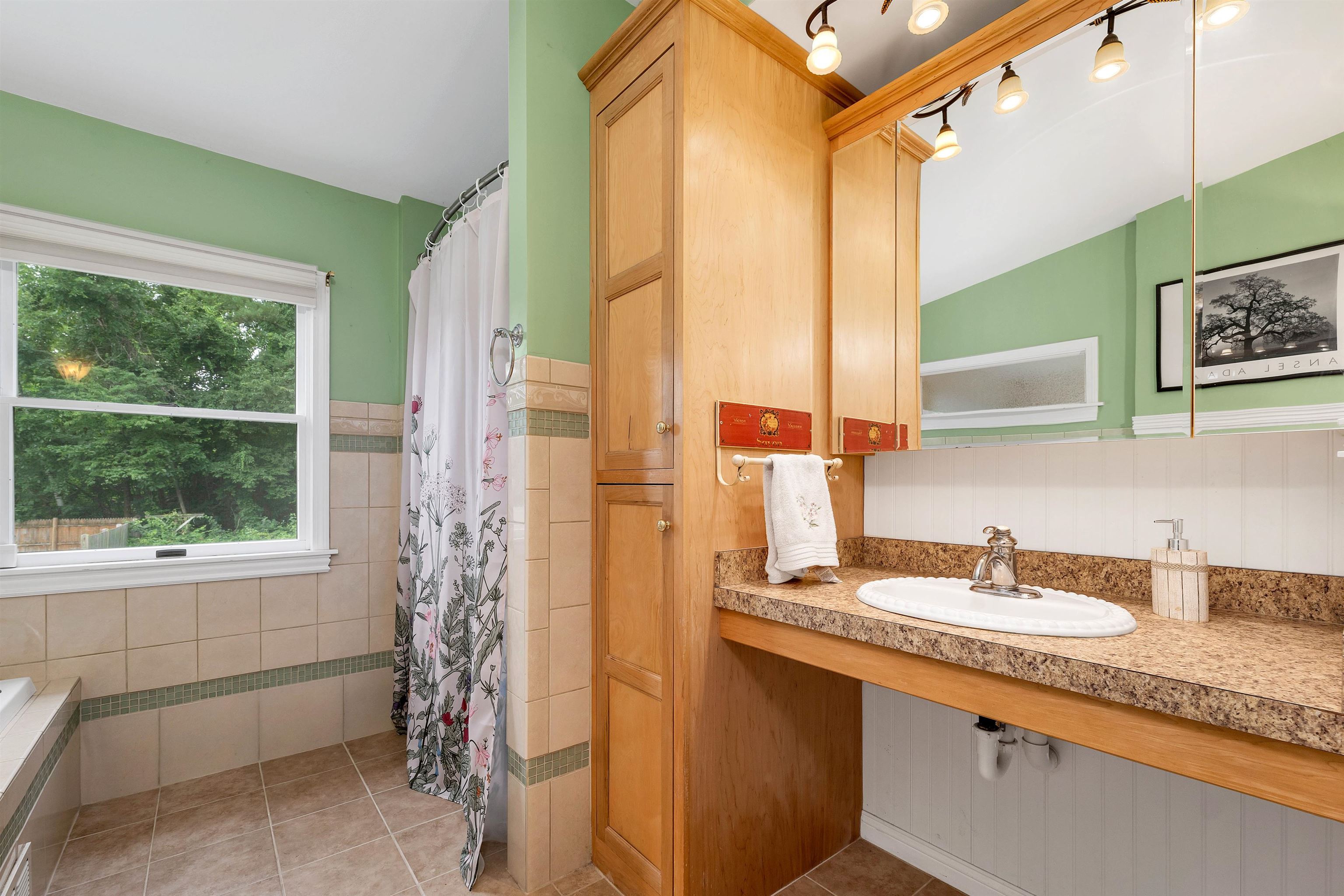 24 Hatch Drive Gilford, NH 03249 - Photo 11 of 33