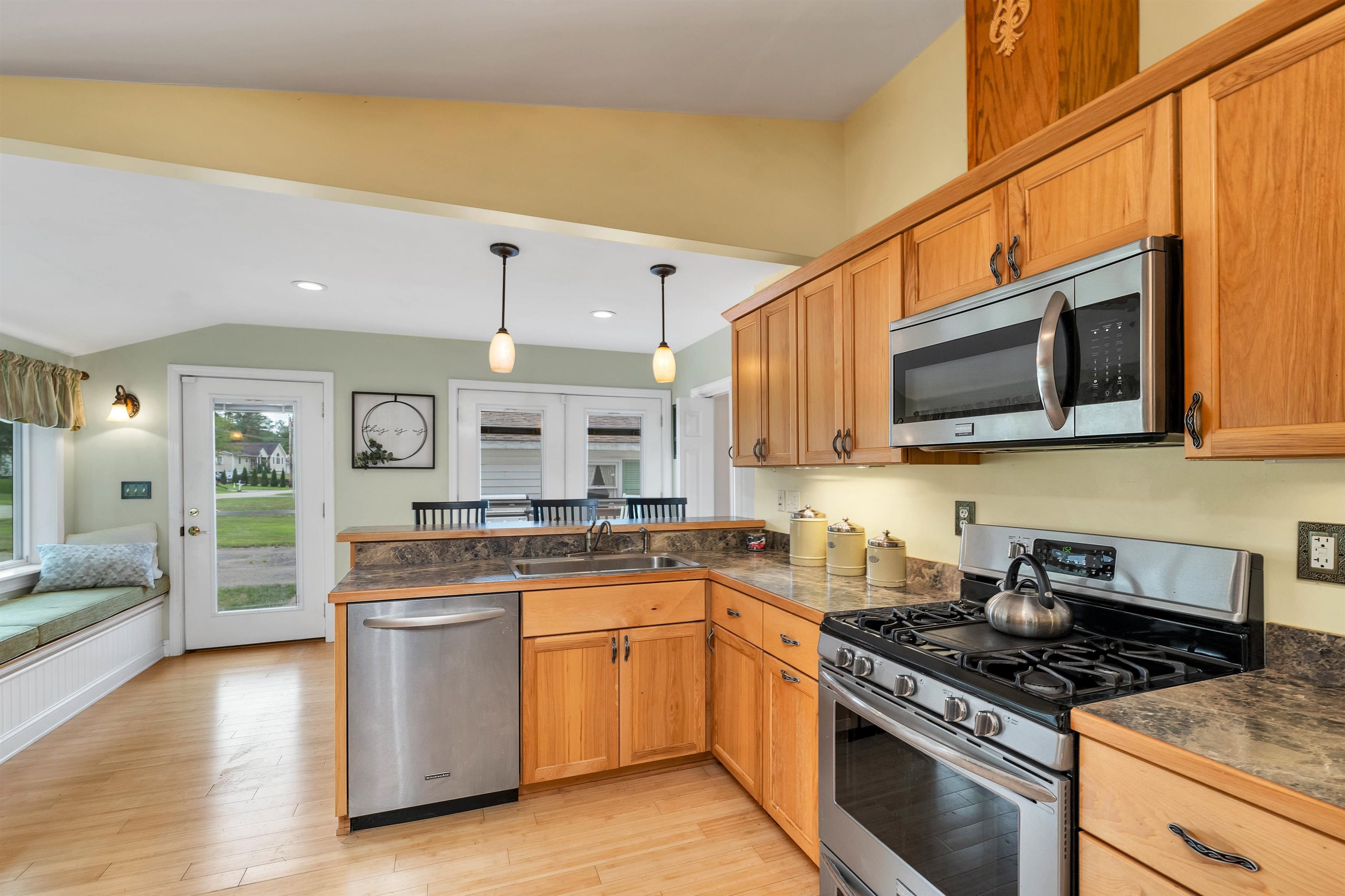 24 Hatch Drive Gilford, NH 03249 - Photo 4 of 33