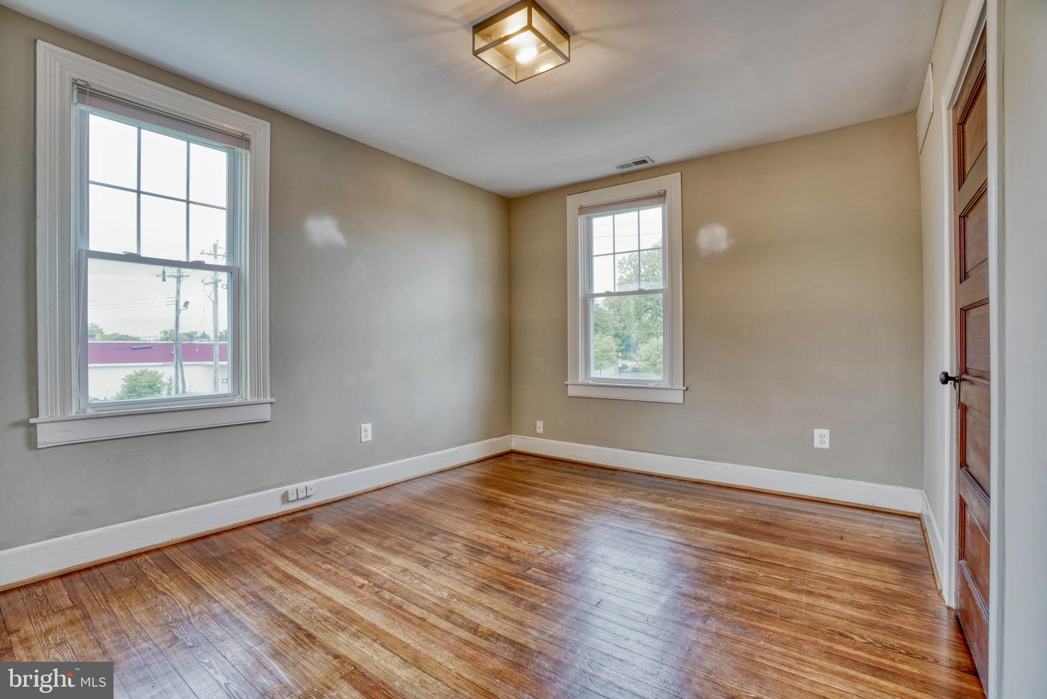 501 Orkney Road Baltimore, MD 21212 - Photo 40 of 56