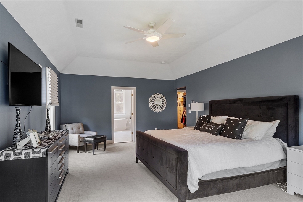 125 Lancaster Road North Andover, MA 01845 - Photo 20 of 41 Gallery Image 20