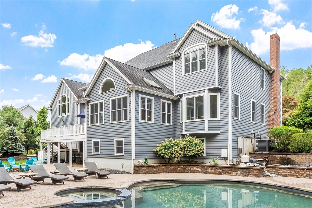 125 Lancaster Road North Andover, MA 01845 - Photo 31 of 41 Gallery Image 31