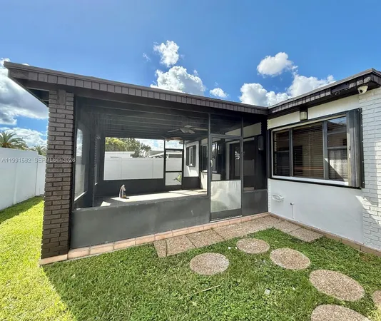 $3,800 | 1547 Southwest 137th Place, Miami, FL 33184