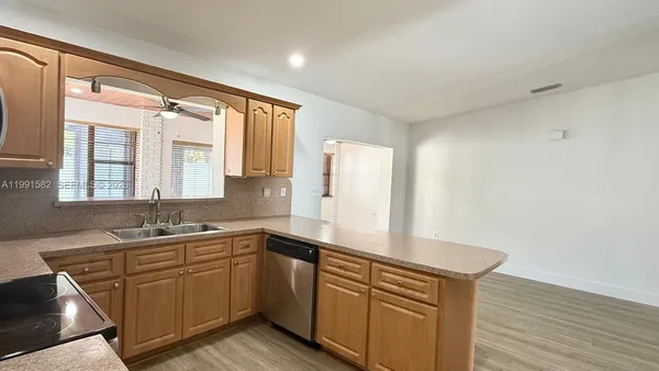 $3,800 | 1547 Southwest 137th Place, Miami, FL 33184