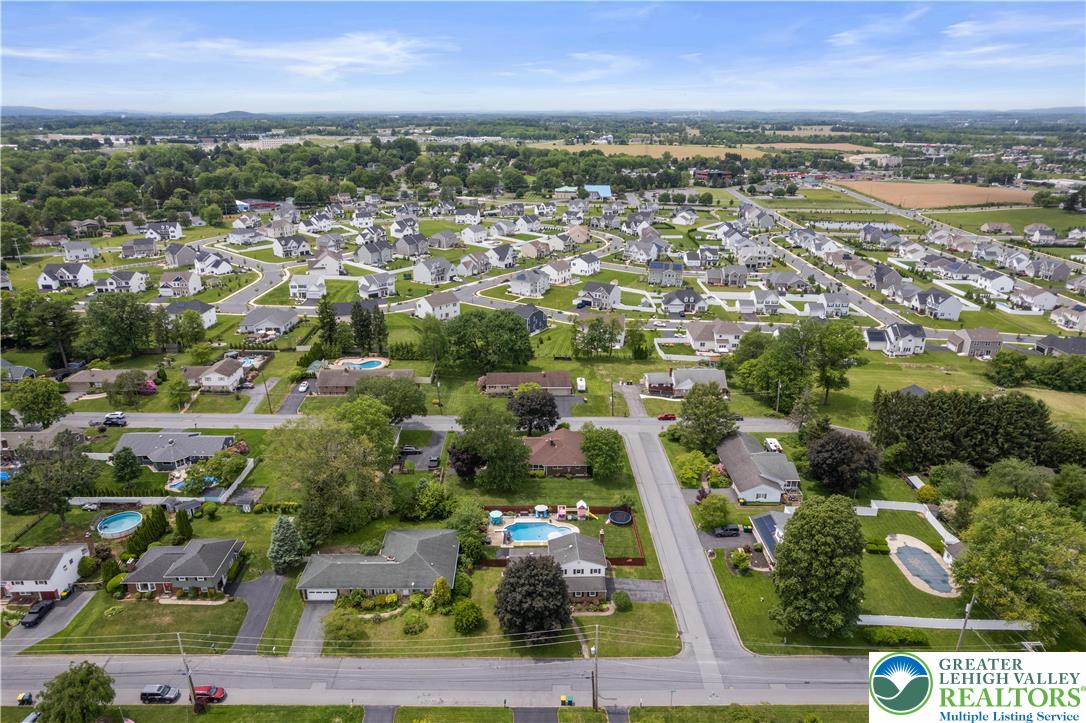 3340 Bridlepath Road Easton, PA 18045 - Photo 49 of 52 an aerial view of residential houses with outdoor space and ocean view