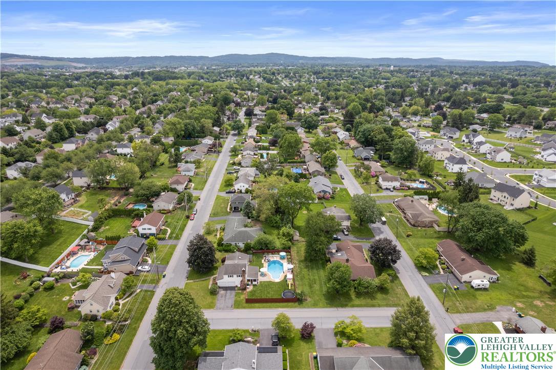 3340 Bridlepath Road Easton, PA 18045 - Photo 50 of 52 an aerial view of city with green space