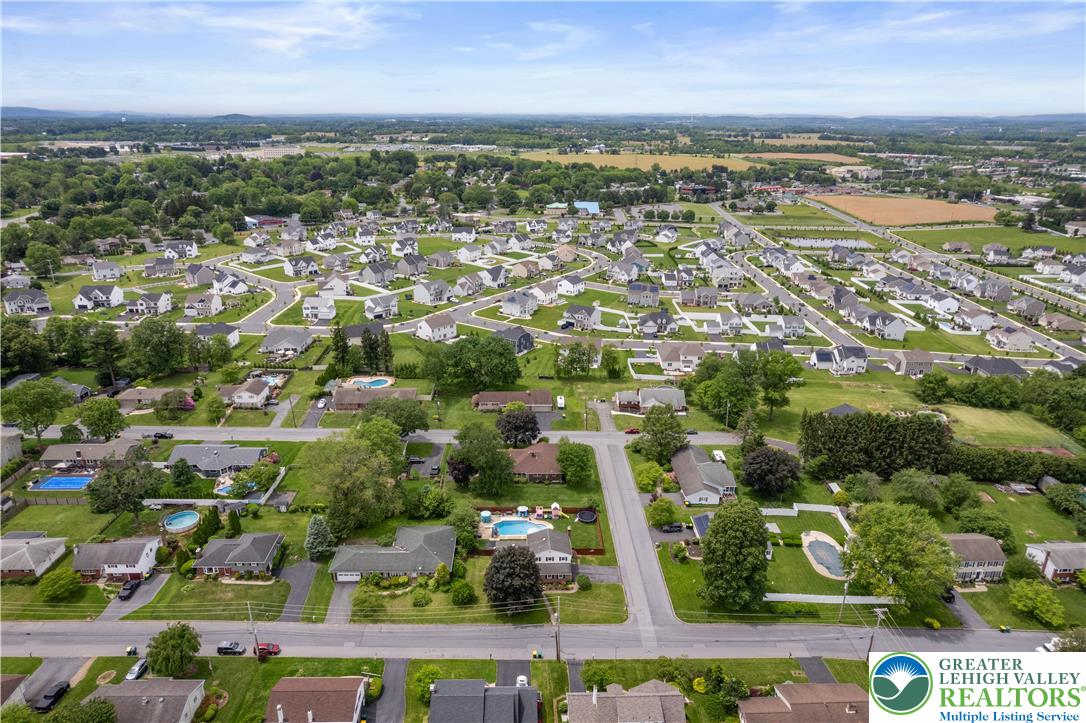 3340 Bridlepath Road Easton, PA 18045 - Photo 52 of 52 an aerial view of residential building and lake