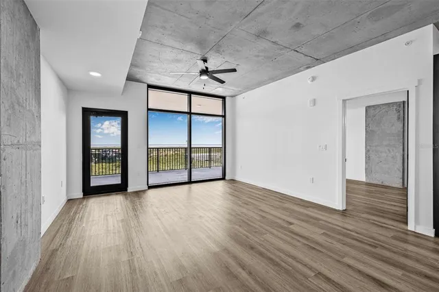 $4,593 | 221 Main Street North, Unit 1607, St. Petersburg, FL 33716