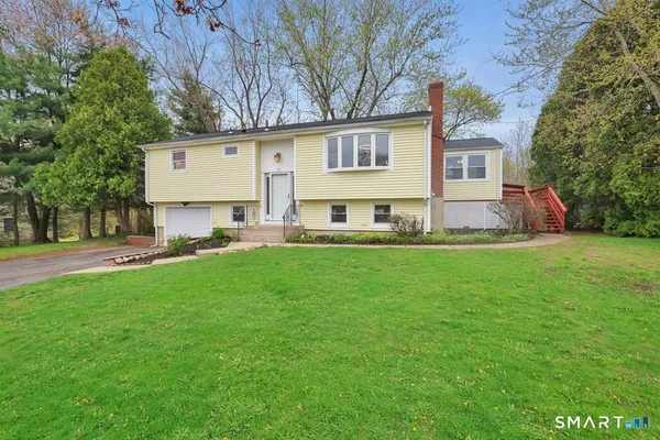 $475,000 | 75 Azalea Drive, Middletown, CT 06457