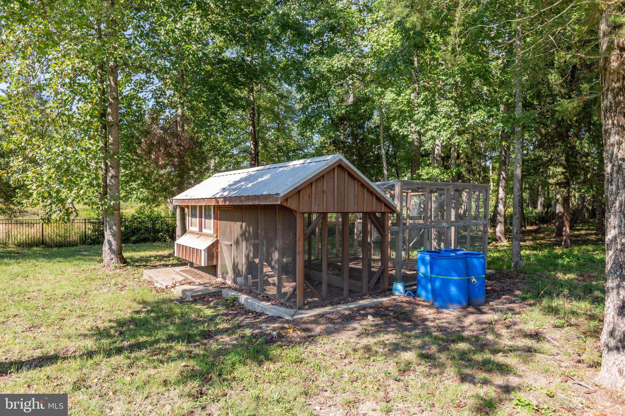 59 Caisson Road Fredericksburg, VA 22405 - Photo 34 of 150 Chicken coop