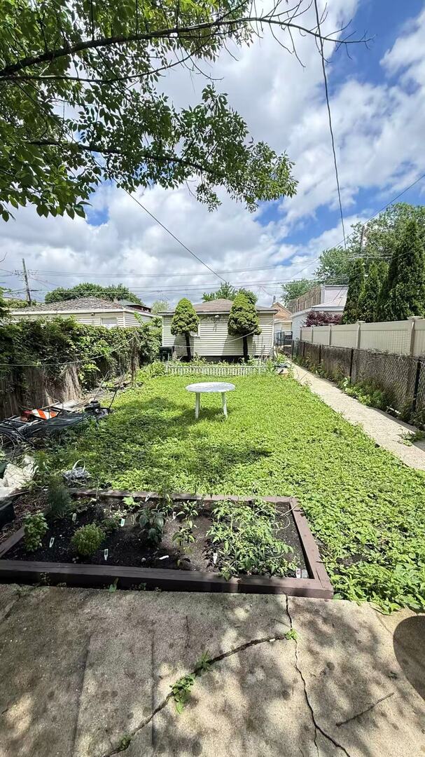 906 West 36th Street Chicago, IL 60609 - Photo 7 of 8