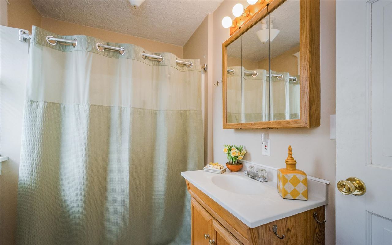 513 South Riggs Street Lone Tree, IA 52755 - Photo 14 of 25 Gallery Image 14