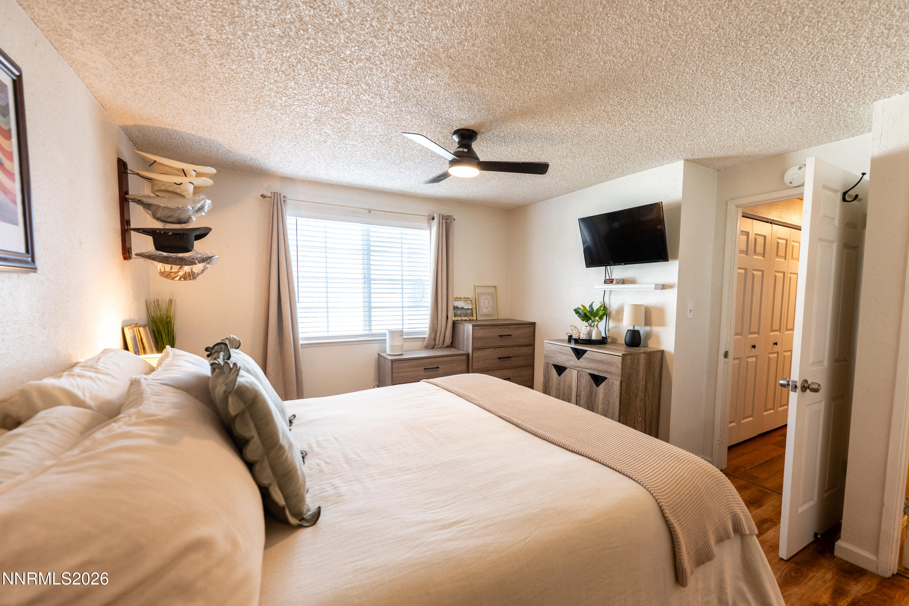 6764 Honeysuckle Court Reno, NV 89506 - Photo 17 of 38 Honeysuckle pic_166-HDR