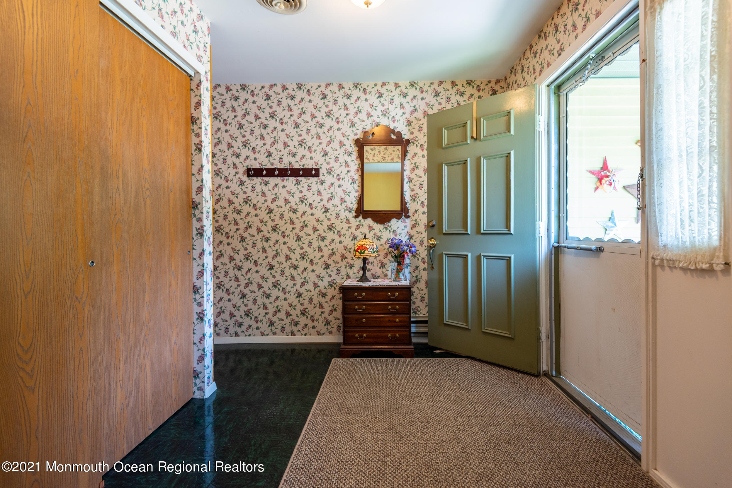 79 Sunset Road, Unit 61 Whiting, NJ 08759 - Photo 5 of 30