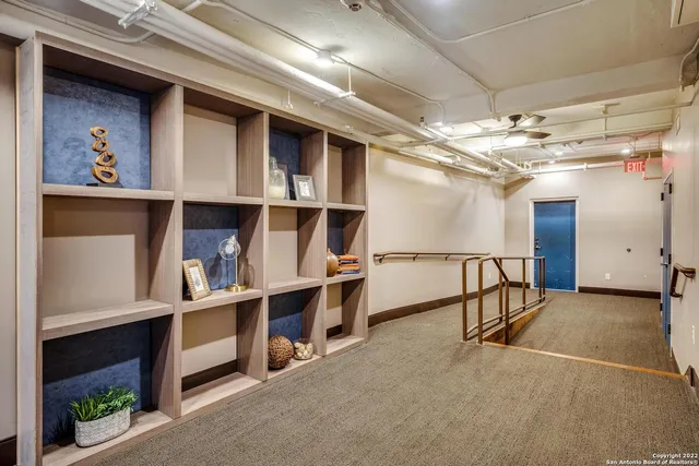 a view of a storage & utility room