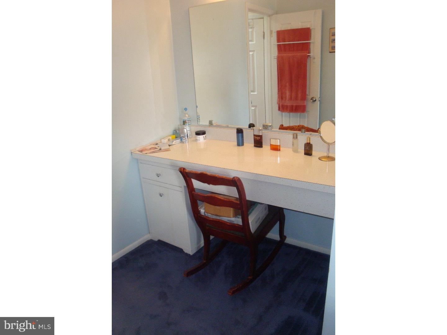 10226 West Keswick Road Philadelphia, PA 19114 - Photo 12 of 22 Gallery Image 12