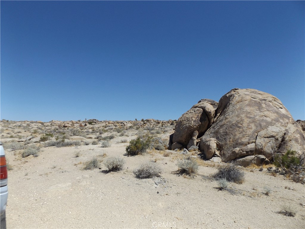 100 Green Rock Mine Road Lucerne Valley, CA 92356 - Photo 6 of 7