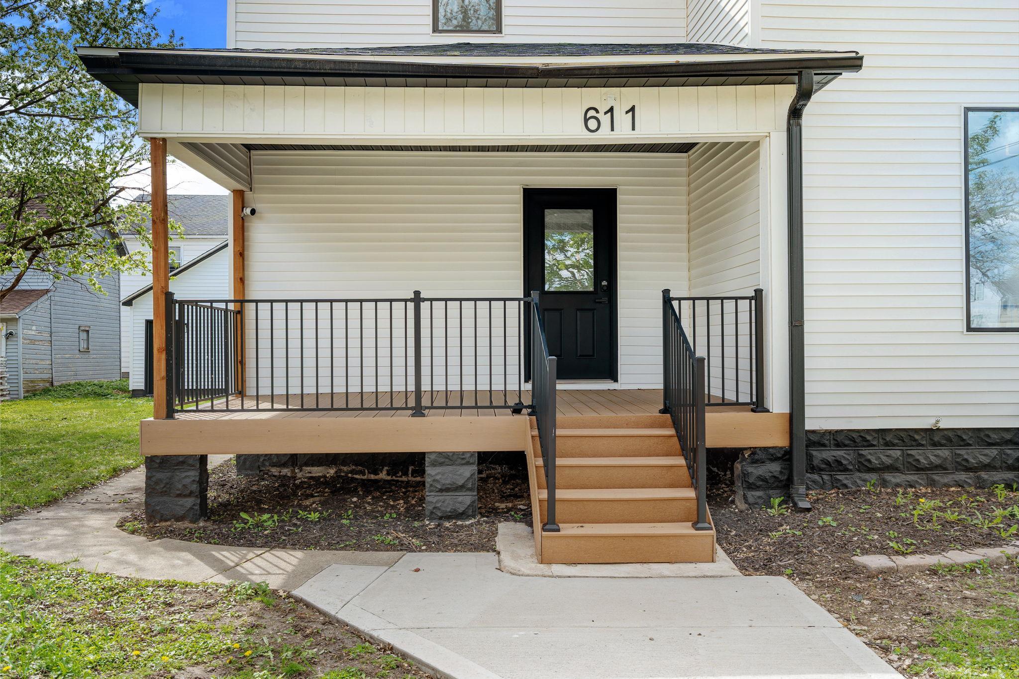 611 3rd Street Northwest Austin, MN 55912 - Photo 4 of 55