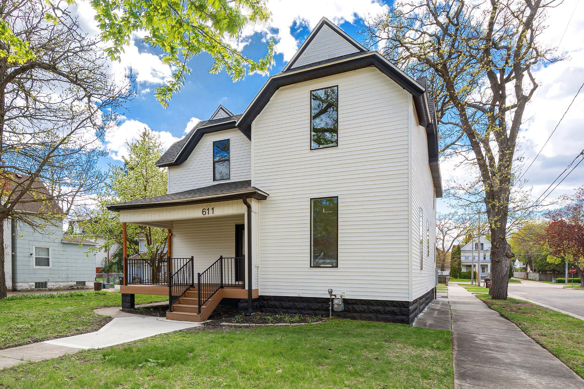611 3rd Street Northwest Austin, MN 55912 - Photo 5 of 55