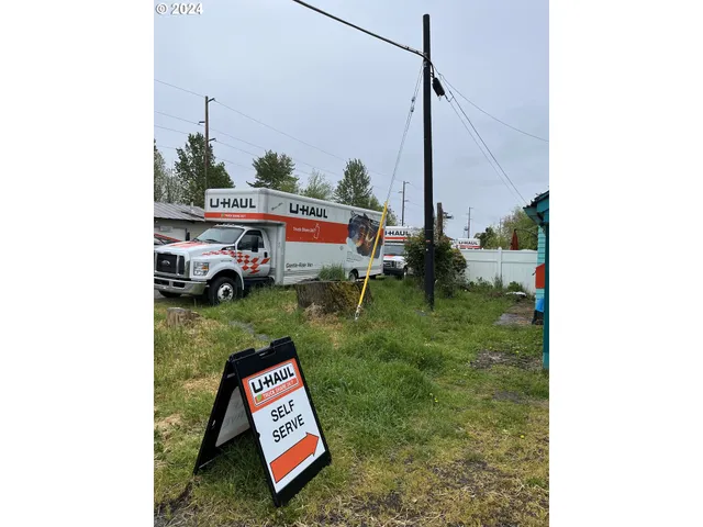 $210,000 | 1590 Ivy Street, Junction City, OR 97448