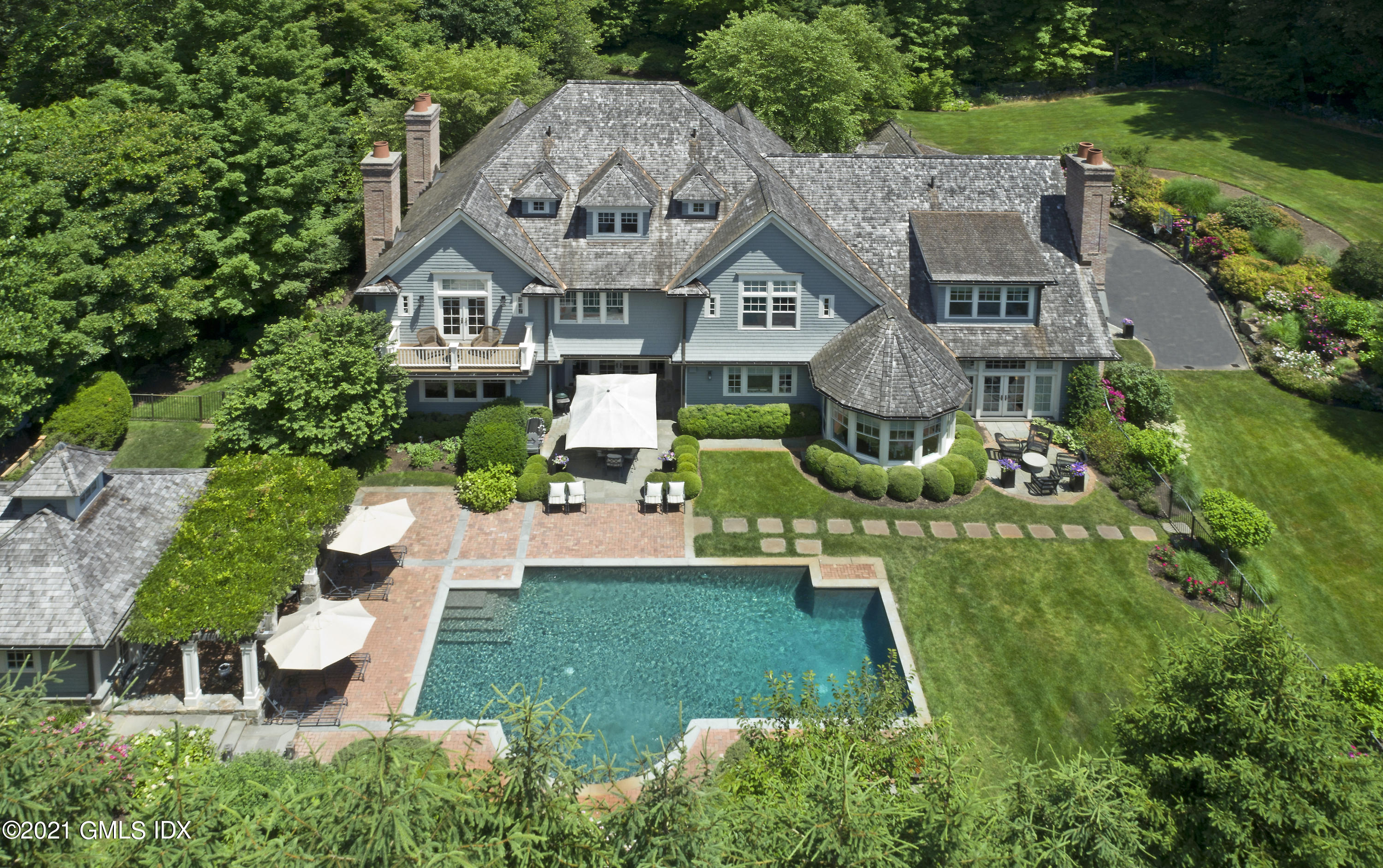 3 Hycliff Road Greenwich, CT 06831 - Photo 25 of 31 an aerial view of a house