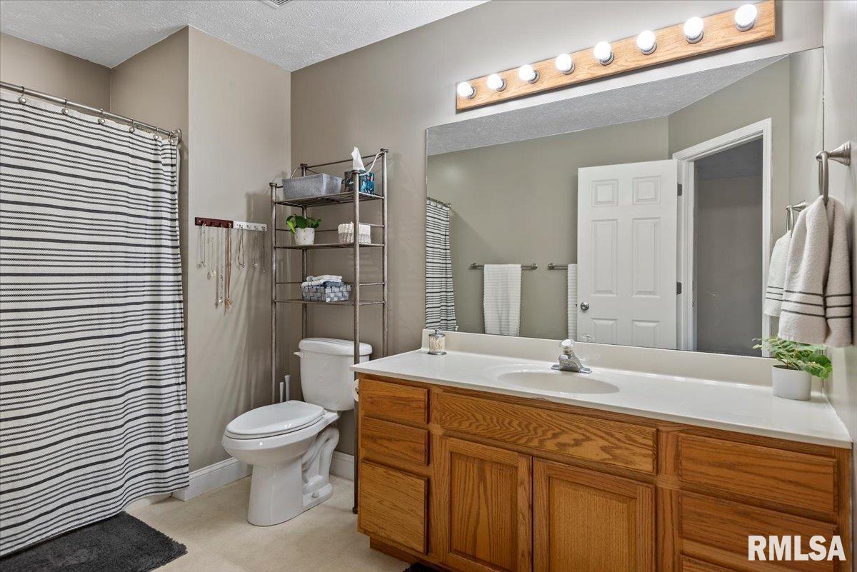 2806 Haggard Drive Springfield, IL 62711 - Photo 18 of 38