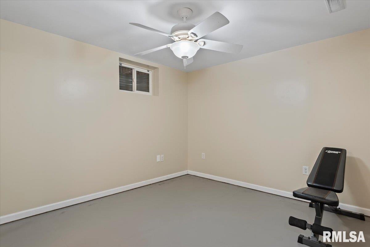 2806 Haggard Drive Springfield, IL 62711 - Photo 28 of 38